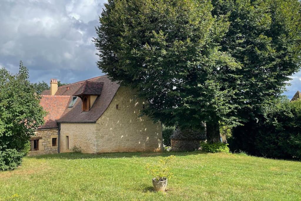 Charming 19Th Century Farmhouse With Pool วีทรัค ภายนอก รูปภาพ