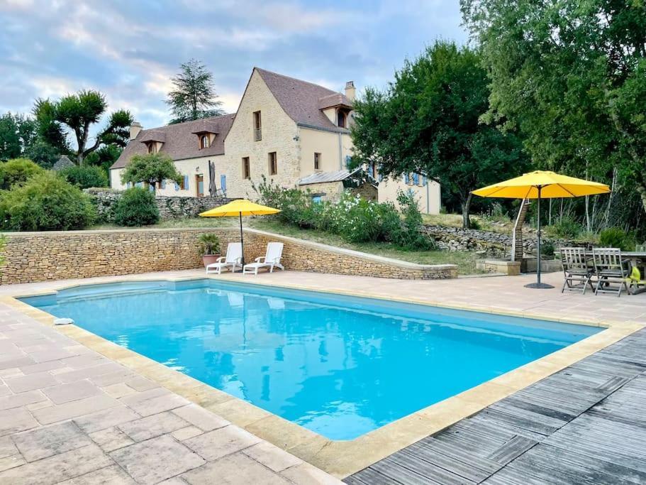 Charming 19Th Century Farmhouse With Pool วีทรัค ภายนอก รูปภาพ